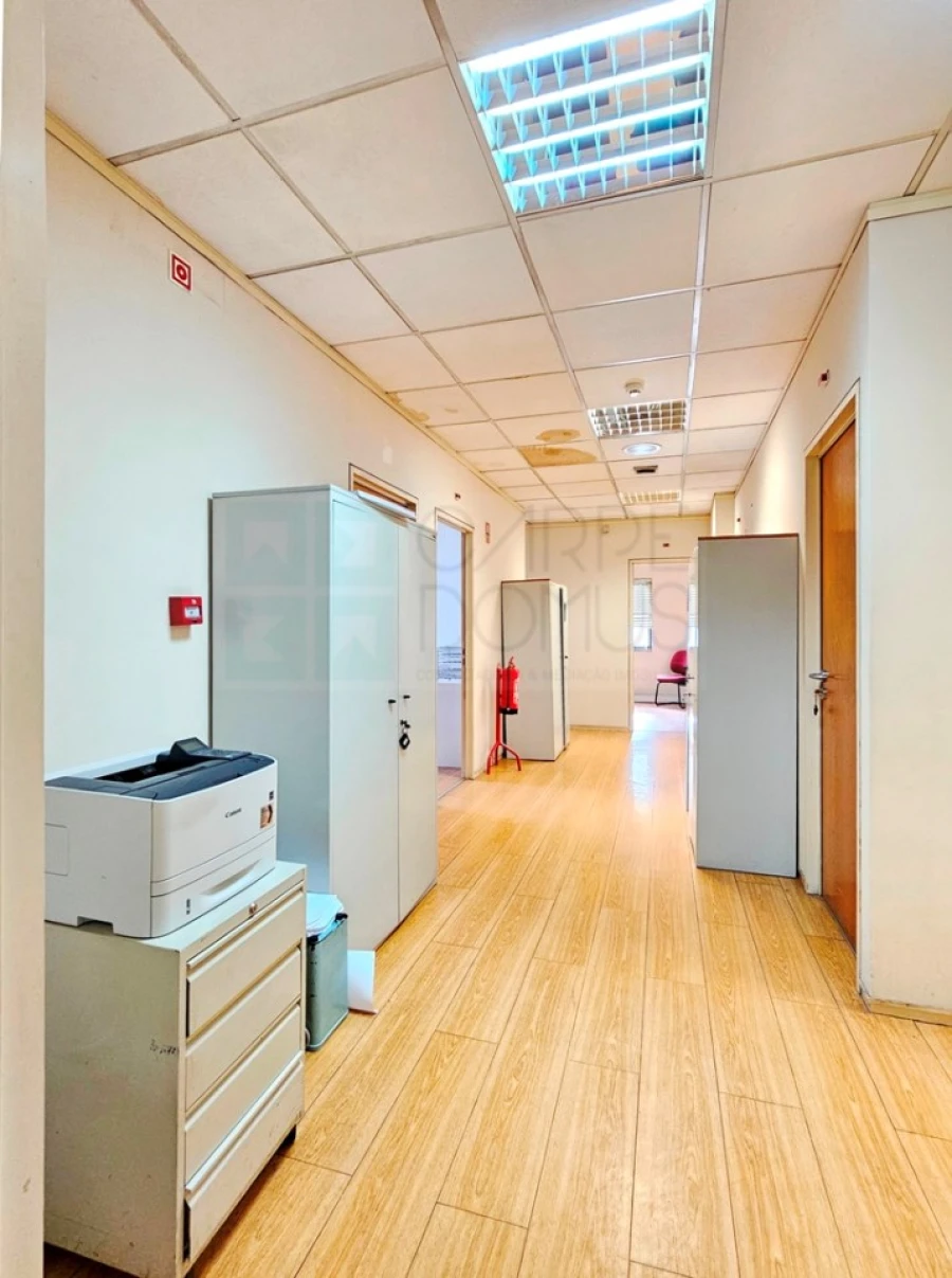 Escritório para Venda em Carnaxide e Queijas Foto 34