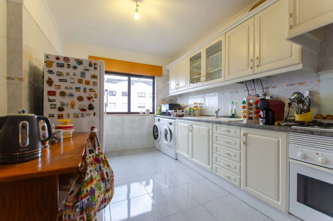 Apartamento T2 para Venda em Cacém e São Marcos Foto 11