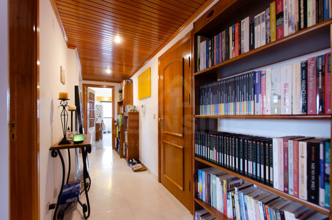 Apartamento T2 para Venda em Cacém e São Marcos Foto 30