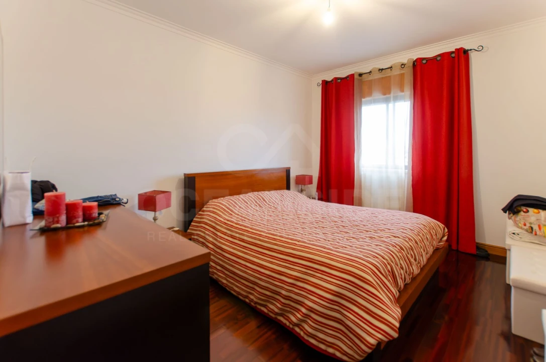 Apartamento T2 para Venda em Cacém e São Marcos Foto 24