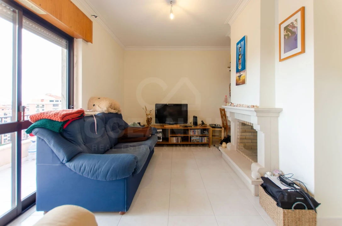 Apartamento T2 para Venda em Cacém e São Marcos Foto 4