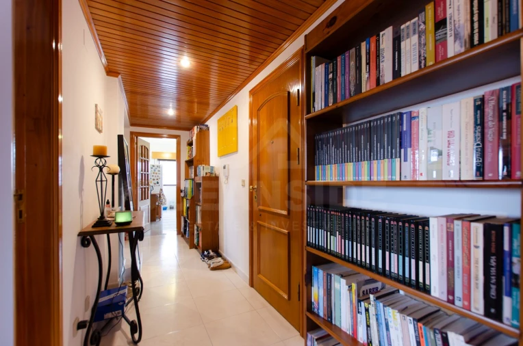 Apartamento T2 para Venda em Cacém e São Marcos Foto 30