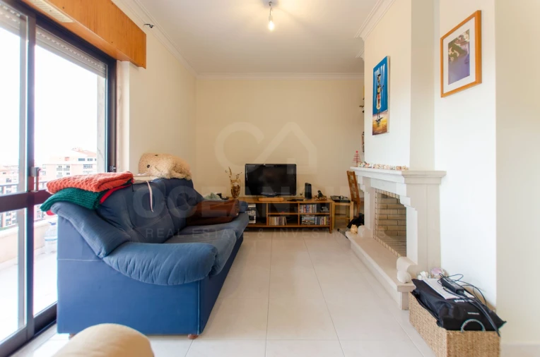 Apartamento T2 para Venda em Cacém e São Marcos Foto 4