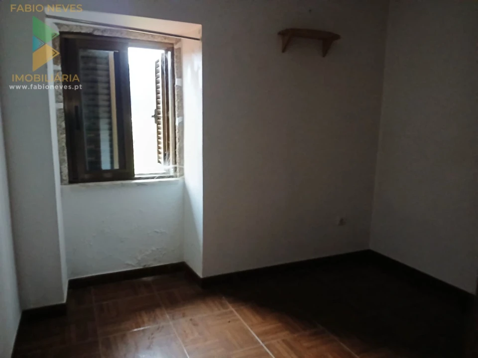 Quinta T3 para Venda em Beiral do Lima Foto 5