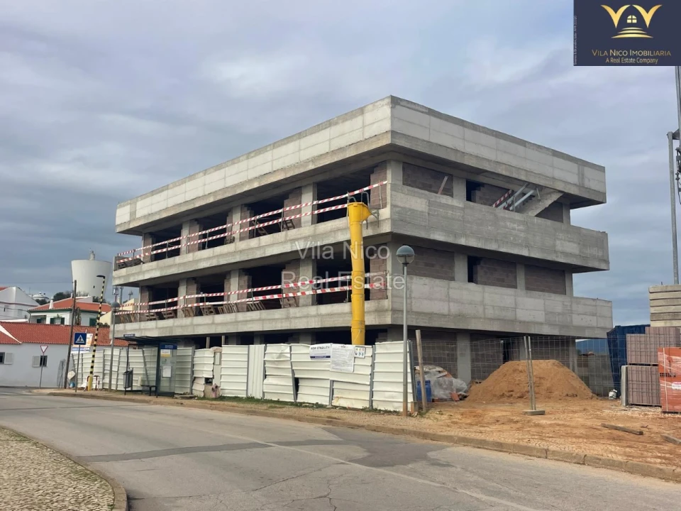 Apartamento T3 para Venda em Mexilhoeira Grande Foto 5