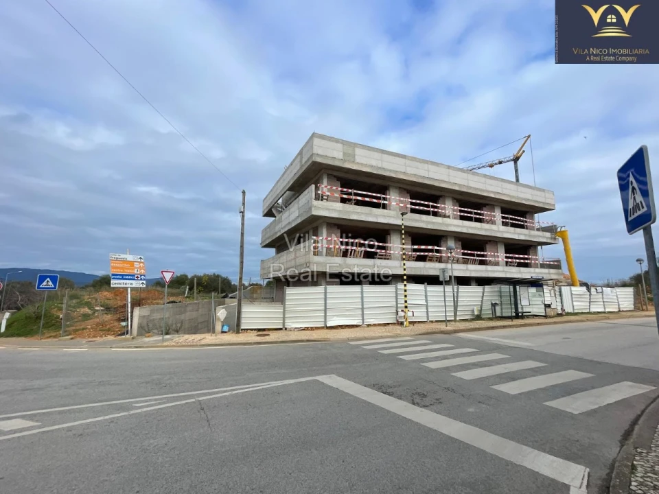 Apartamento T3 para Venda em Mexilhoeira Grande Foto 8