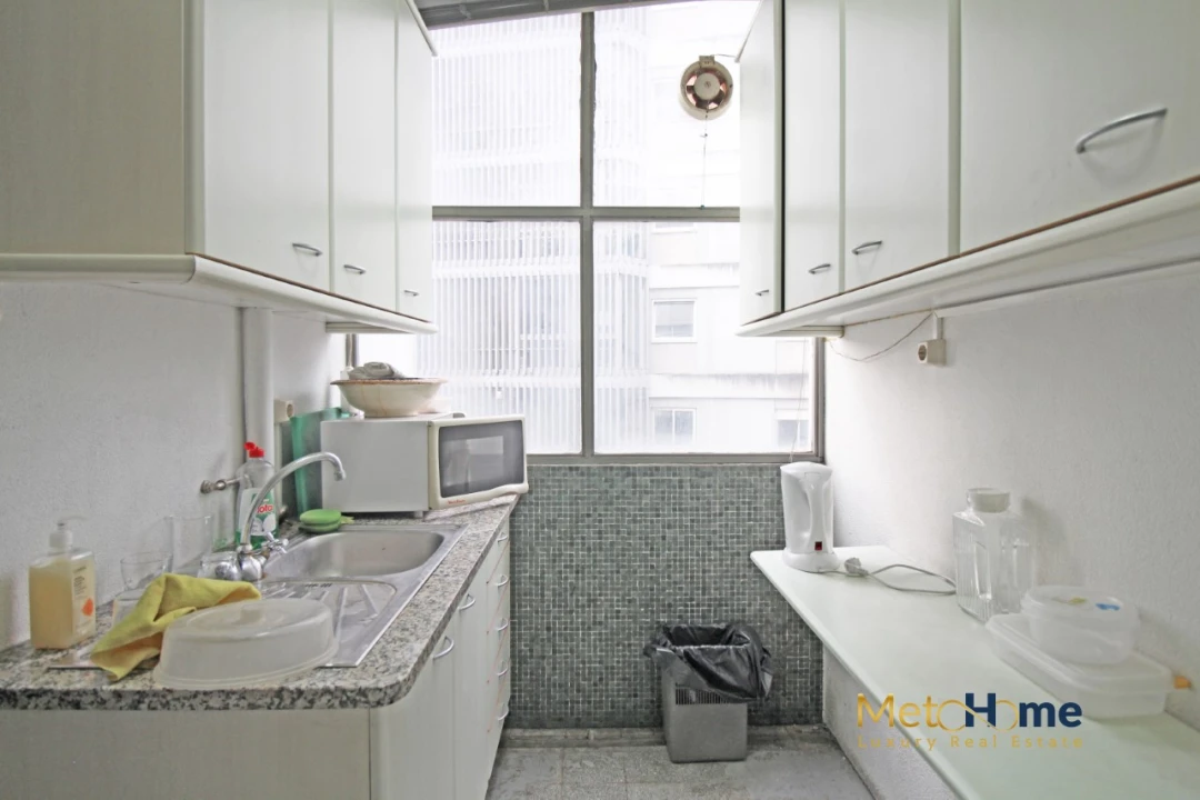 Loja para Arrendamento em Lordelo do Ouro e Massarelos Foto 12