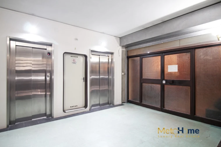 Loja para Arrendamento em Lordelo do Ouro e Massarelos Foto 5