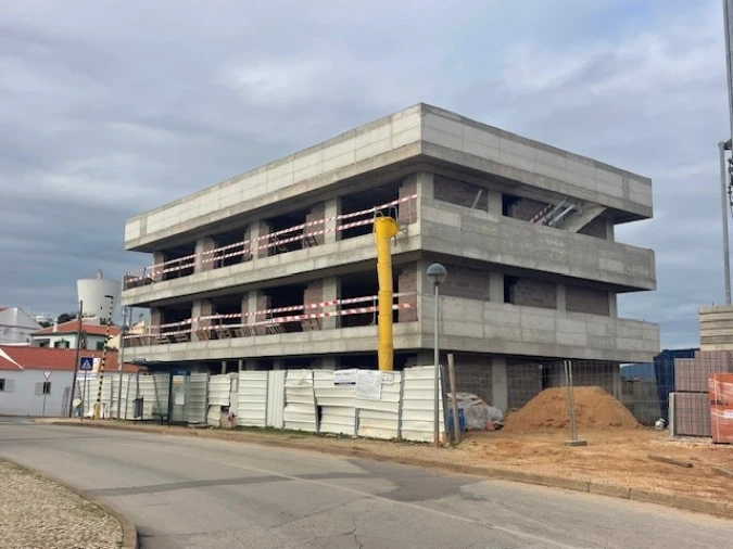 Apartamento T3 para Venda em Mexilhoeira Grande Foto 10