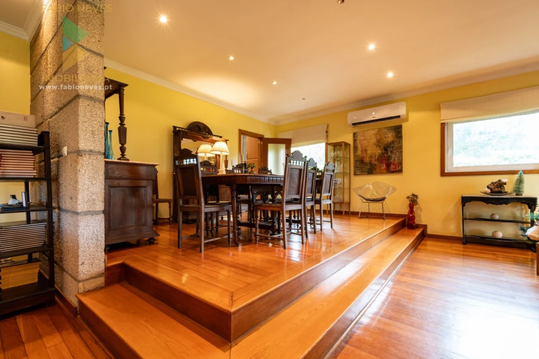 Moradia T3 para Venda em Guilhadeses e Santar Foto 6