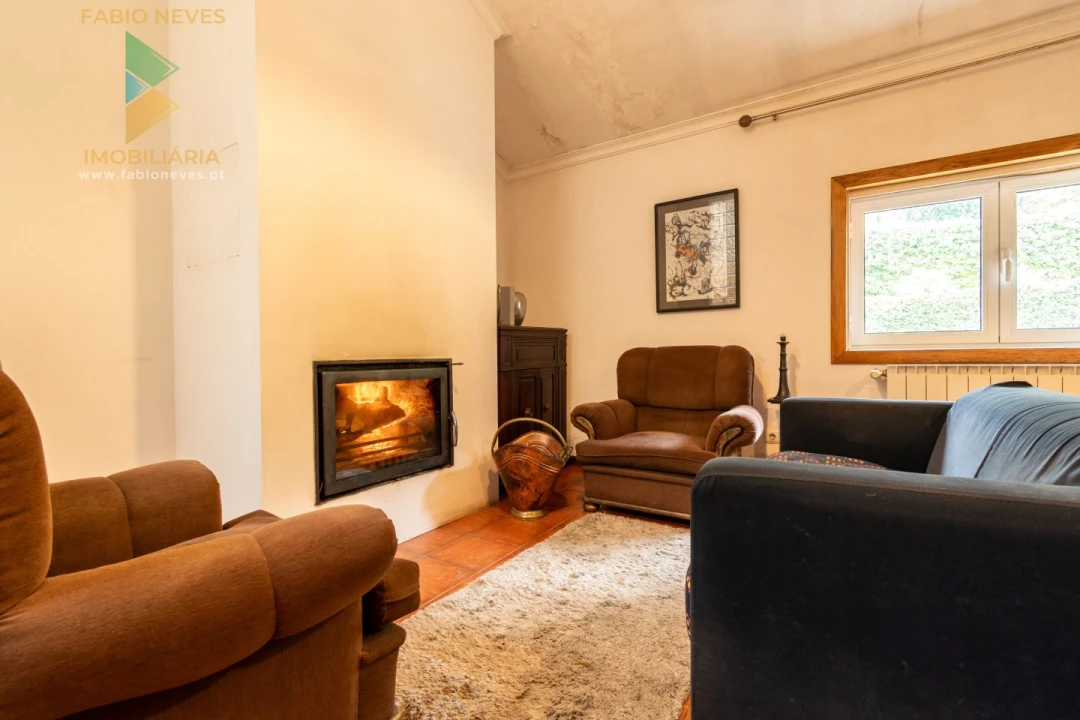 Moradia T3 para Venda em Guilhadeses e Santar Foto 39