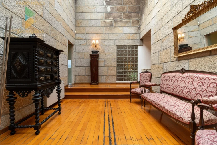 Moradia T3 para Venda em Guilhadeses e Santar Foto 12