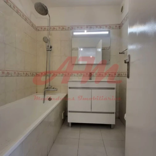 Apartamento T2 para Venda em Algueirão-Mem Martins Foto 12