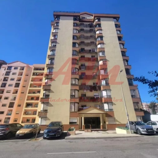 Apartamento T2 para Venda em Algueirão-Mem Martins Foto 13