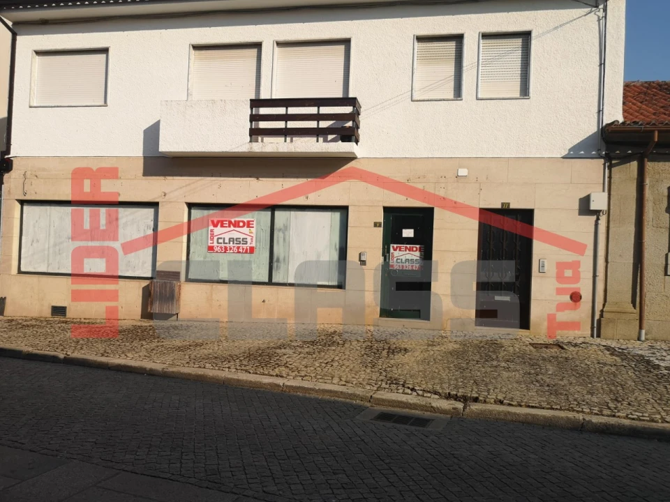 Loja para Venda em Freixo de Espada a Cinta e Mazouco Foto 4