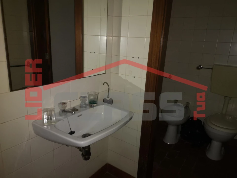 Loja para Venda em Freixo de Espada a Cinta e Mazouco Foto 10