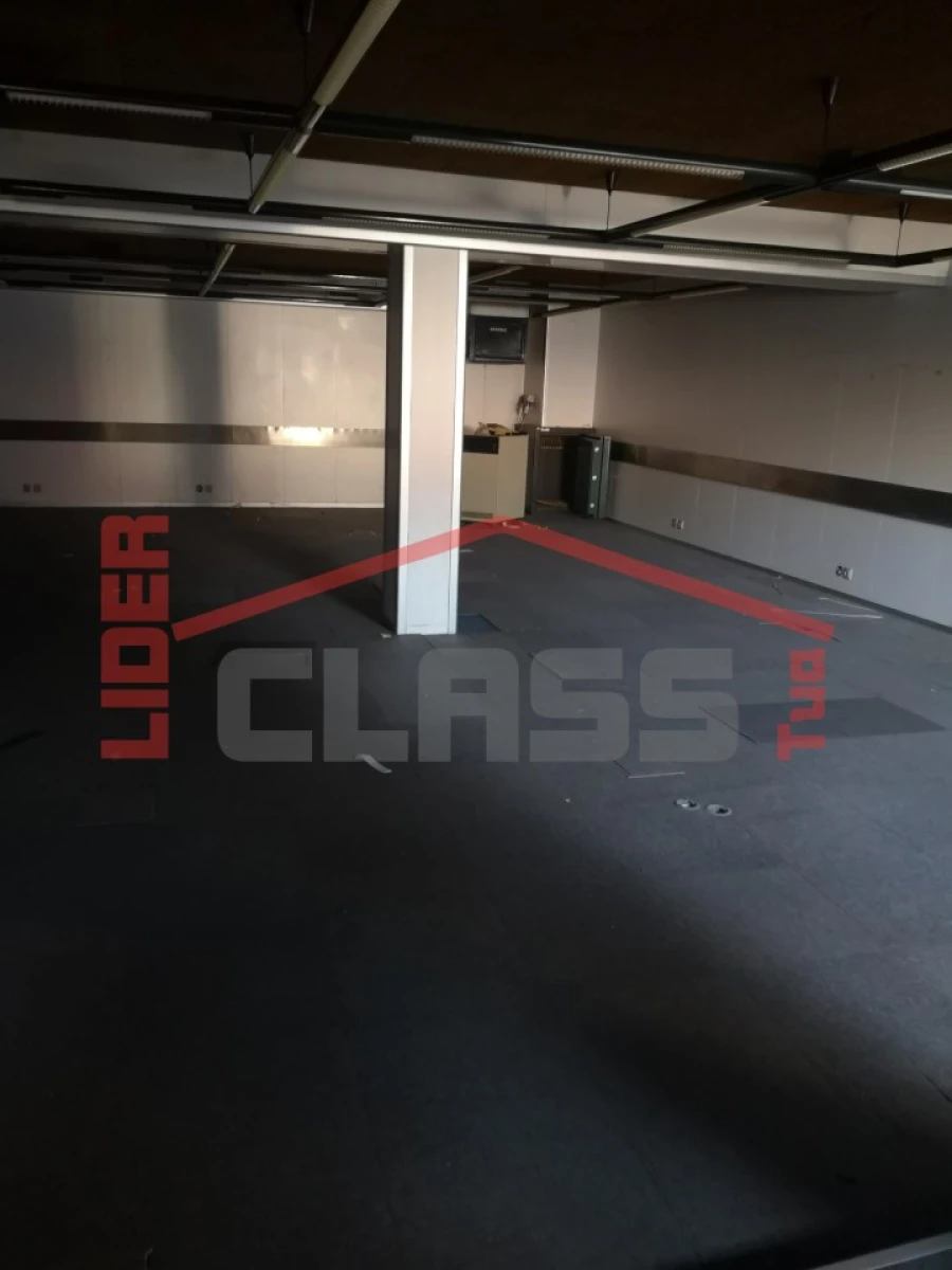 Loja para Venda em Freixo de Espada a Cinta e Mazouco Foto 30