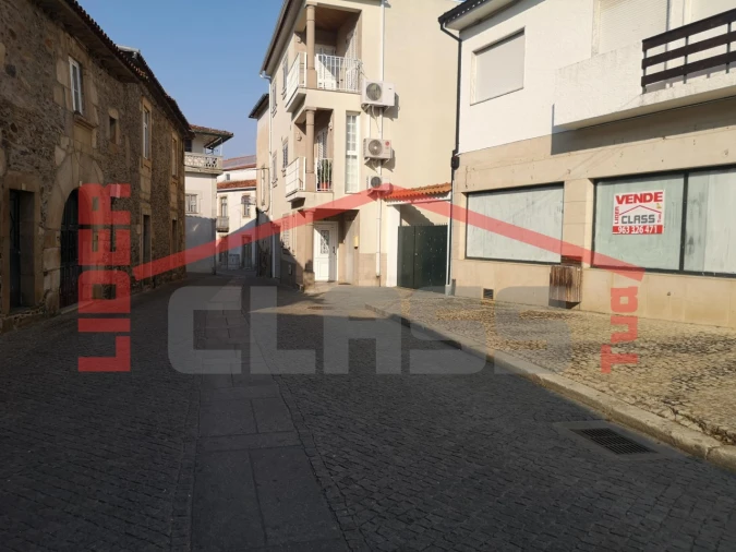 Loja para Venda em Freixo de Espada a Cinta e Mazouco Foto 41