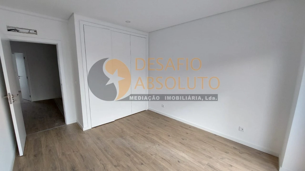 Moradia T3 para Venda em Fernao Ferro Foto 6