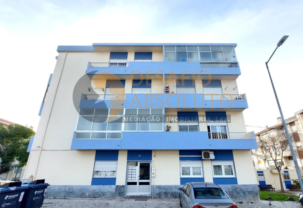 Apartamento T3 para Venda em Moita Foto 35