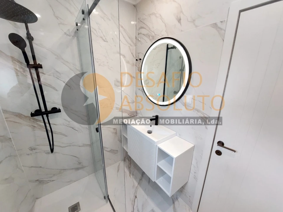 Apartamento T3 para Venda em Moita Foto 26