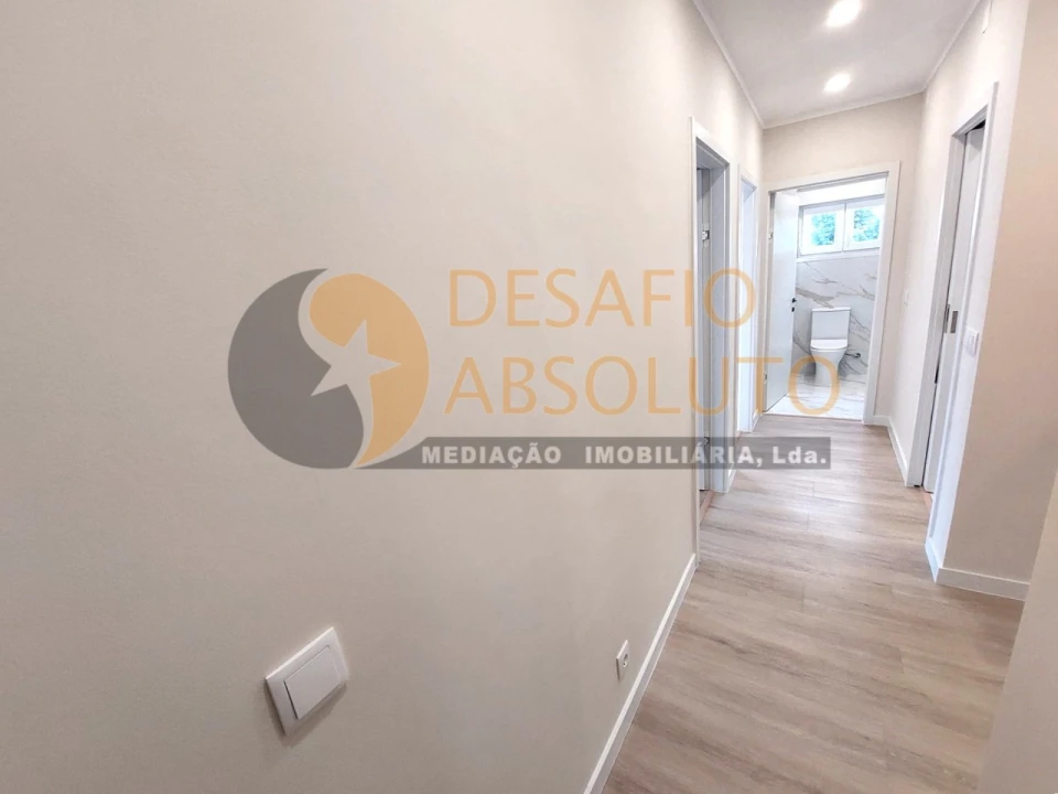 Apartamento T3 para Venda em Moita Foto 12