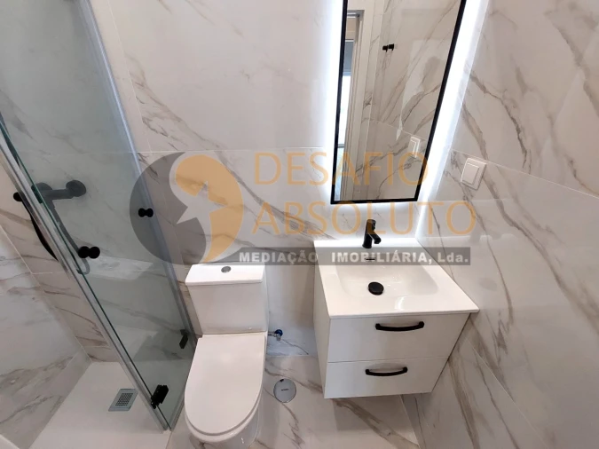 Apartamento T3 para Venda em Moita Foto 30