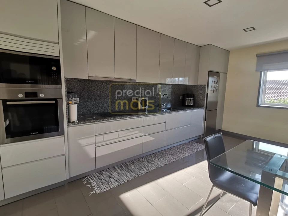 Moradia T4 para Venda em Vila Nova de Famalicão e Calendário Foto 5