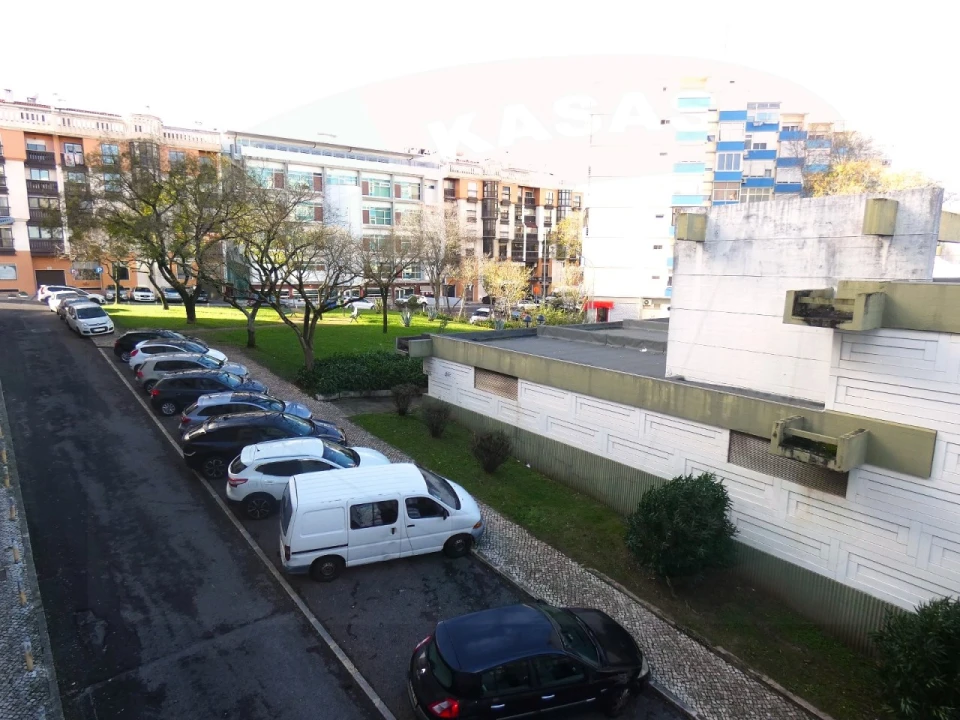 Apartamento T2 para Venda em Venteira Foto 15