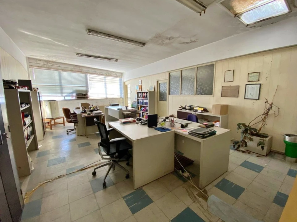 Prédio para Arrendamento em Vilar de Pinheiro Foto 7