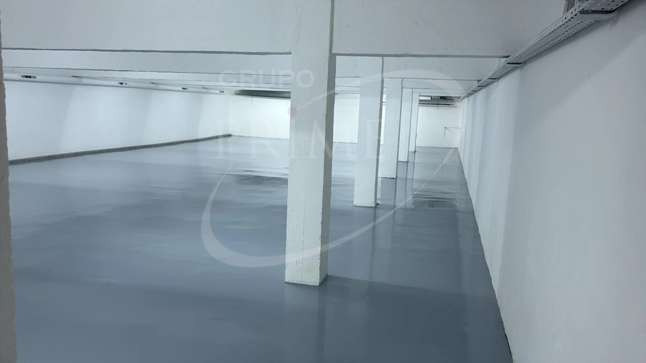 Armazém para Arrendamento em Paranhos Foto 2