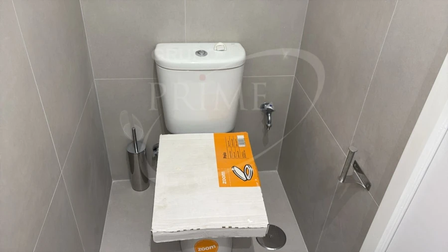 Armazém para Arrendamento em Paranhos Foto 7