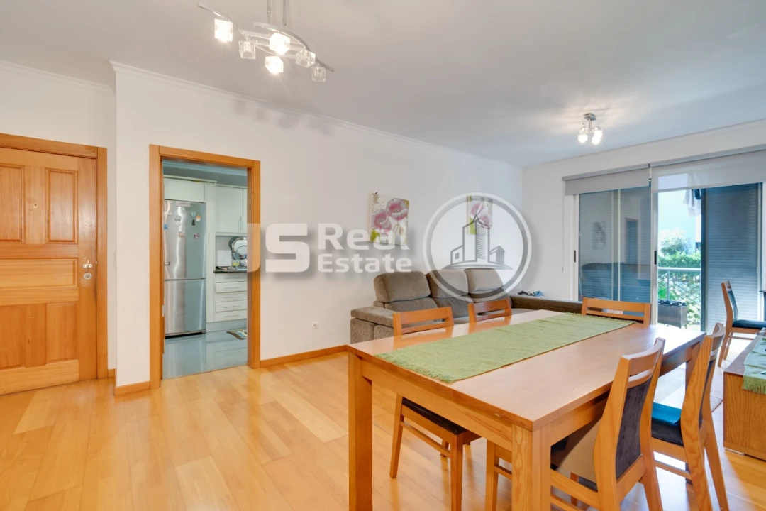 Apartamento T2 para Venda em Santo Antonio Foto 5