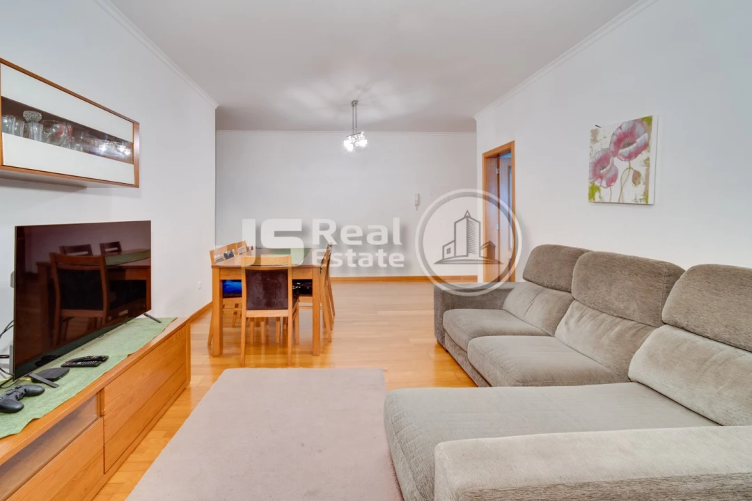 Apartamento T2 para Venda em Santo Antonio Foto 6