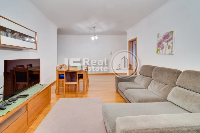 Apartamento T2 para Venda em Santo Antonio Foto 6