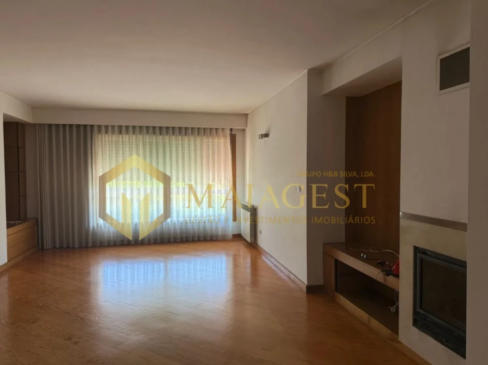 Apartamento T2 para Arrendamento em Aguas Santas Foto 1