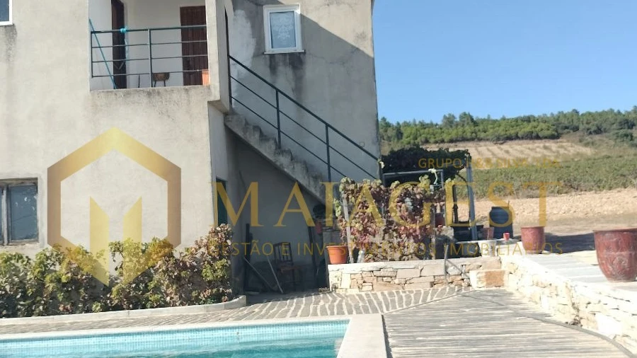 Quinta T3 para Venda em Freixo de Espada a Cinta e Mazouco
