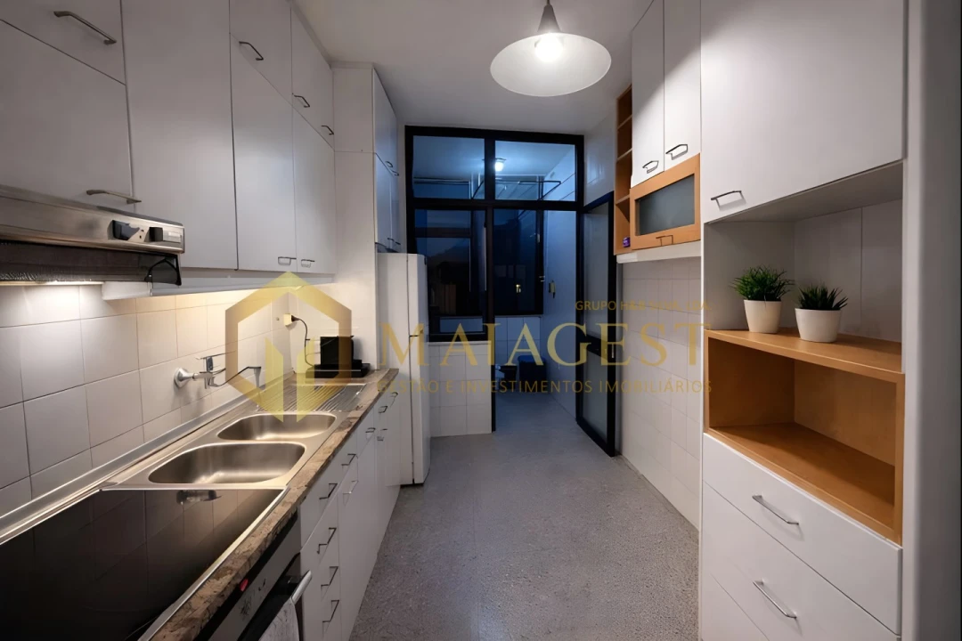 Apartamento T2 para Arrendamento em Cedofeita, Santo Ildefonso, Sé, Miragaia, São Nicolau e Vitória Foto 8