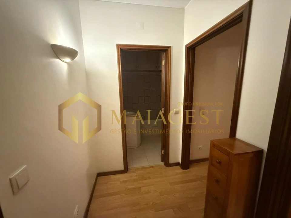 Apartamento T2 para Arrendamento em Cedofeita, Santo Ildefonso, Sé, Miragaia, São Nicolau e Vitória Foto 19