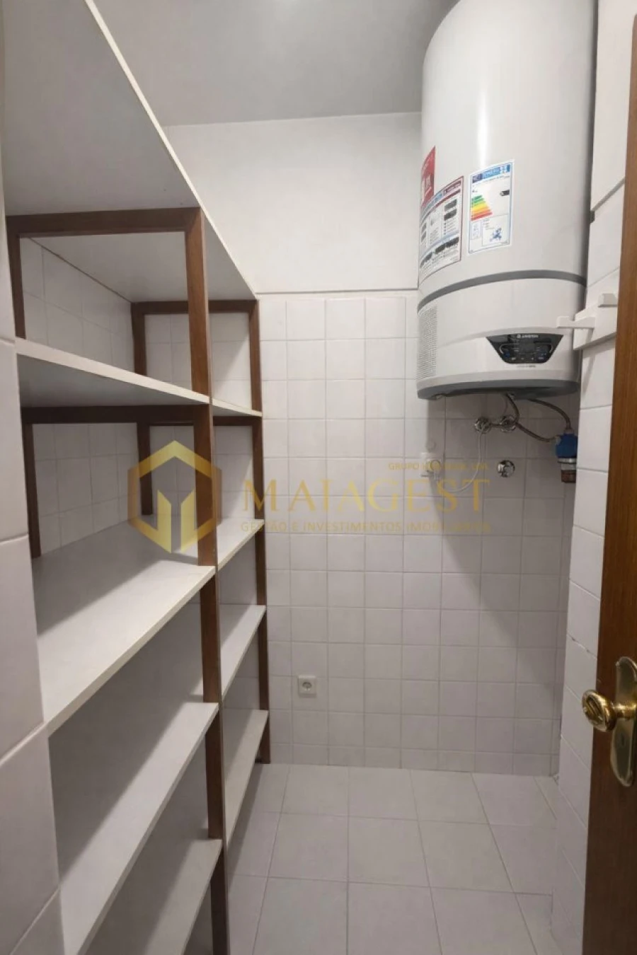 Apartamento T2 para Arrendamento em Cedofeita, Santo Ildefonso, Sé, Miragaia, São Nicolau e Vitória Foto 11
