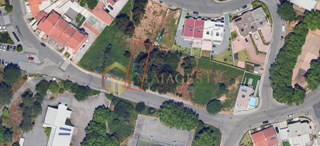 Terreno para Venda em Oliveira do Douro Foto 6