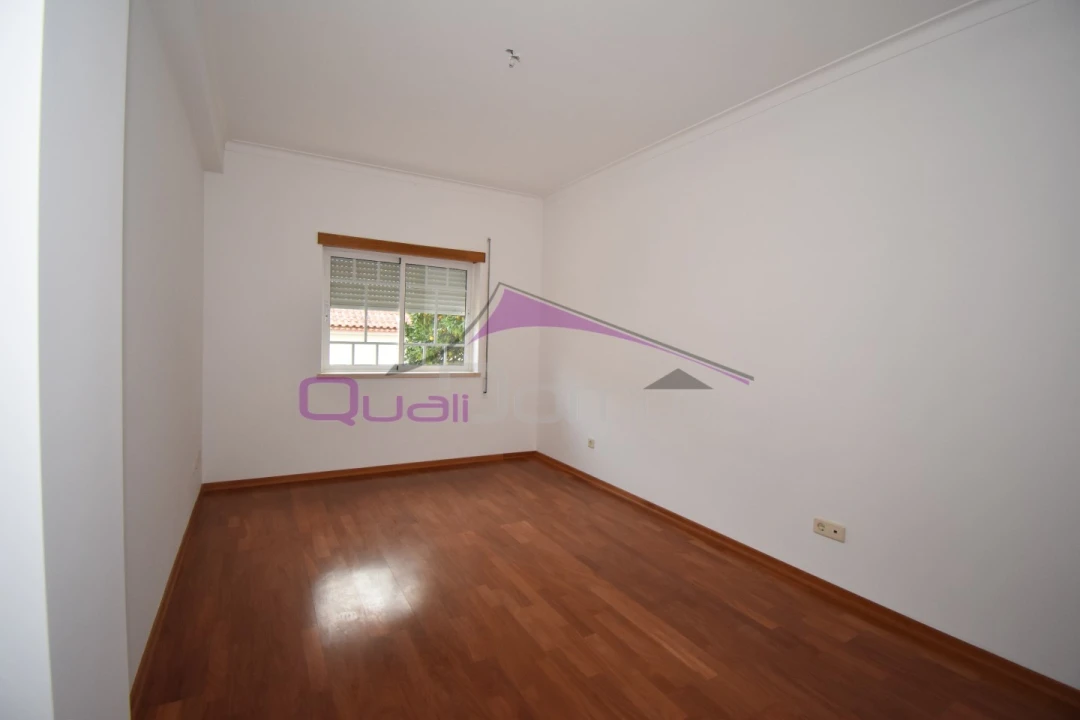 Apartamento T3 para Venda em São João Baptista Foto 9