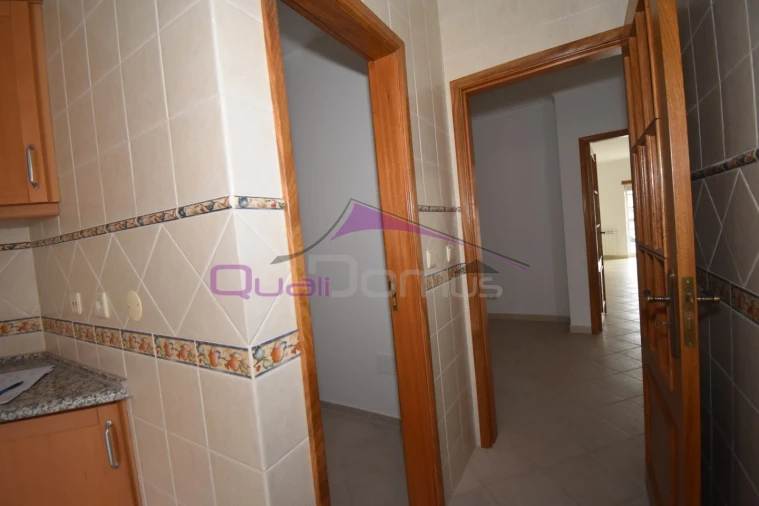 Apartamento T3 para Venda em São João Baptista Foto 4