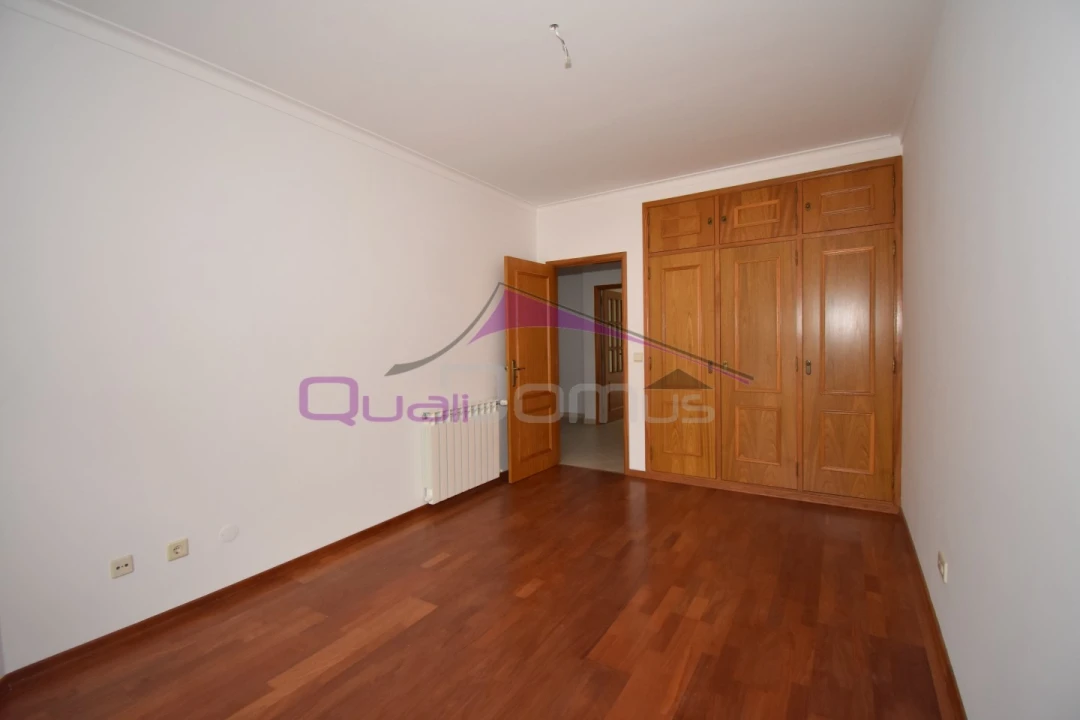 Apartamento T3 para Venda em São João Baptista Foto 8