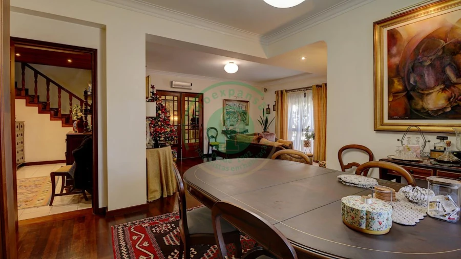 Moradia T6 para Venda em Buarcos Foto 4