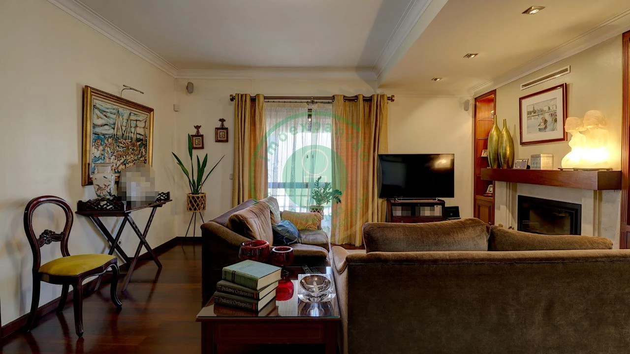 Moradia T6 para Venda em Buarcos Foto 2