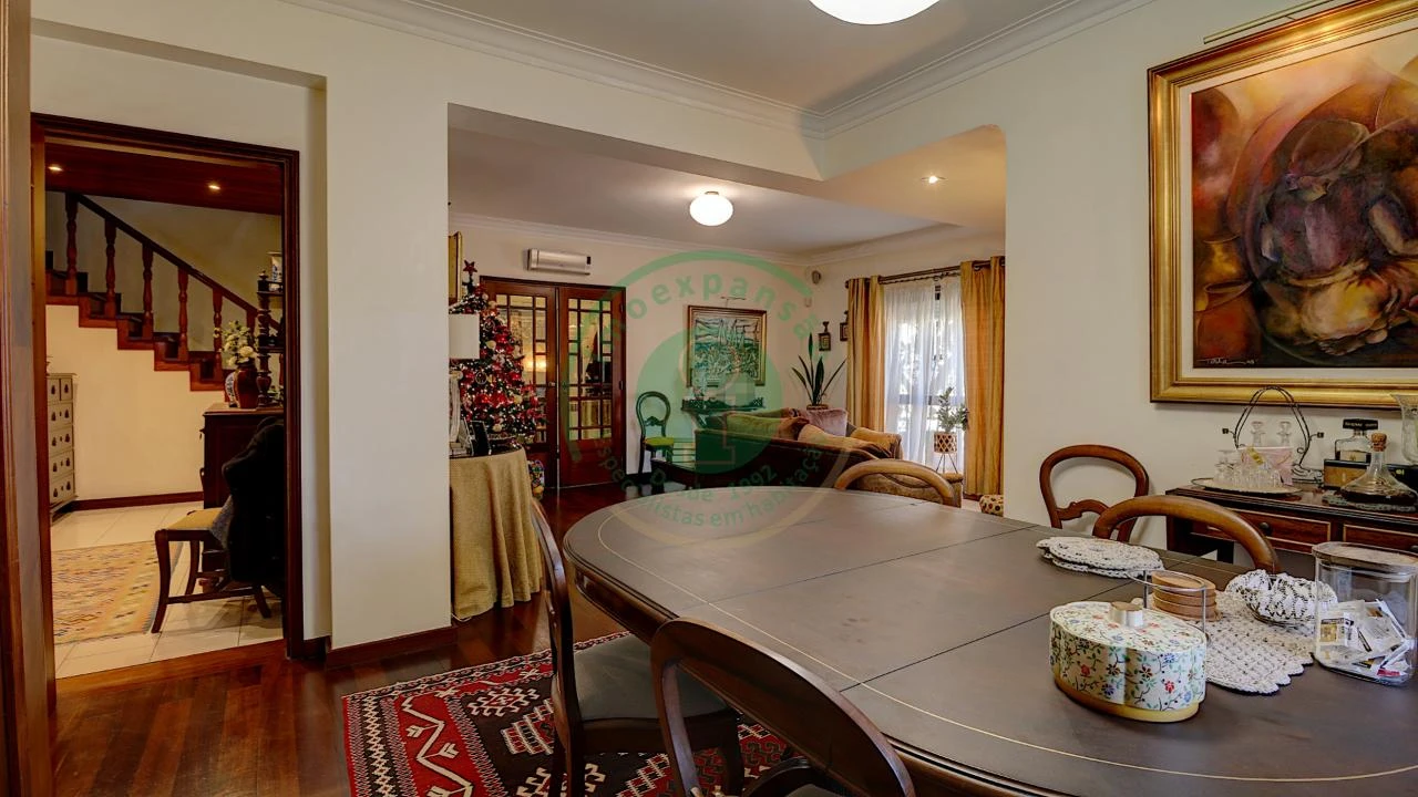 Moradia T6 para Venda em Buarcos Foto 4