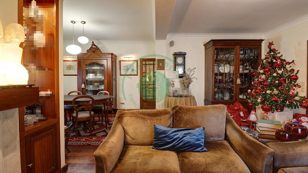 Moradia T6 para Venda em Buarcos Foto 6