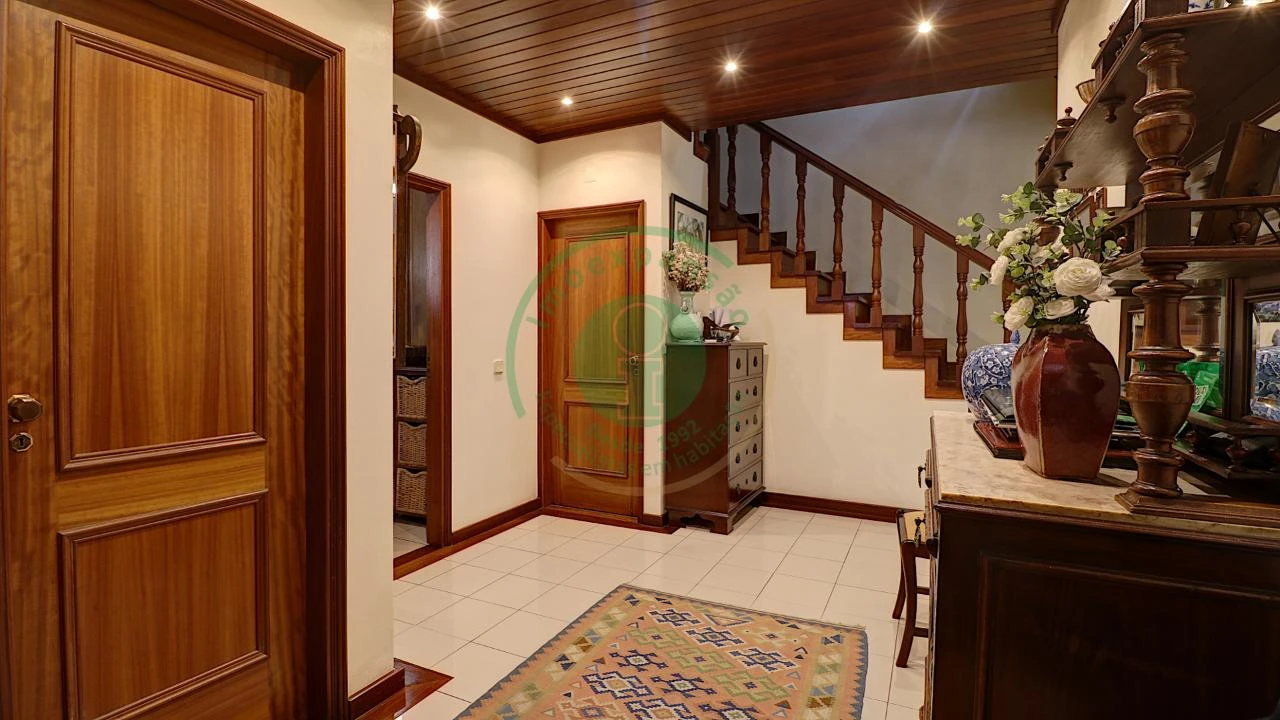 Moradia T6 para Venda em Buarcos Foto 8