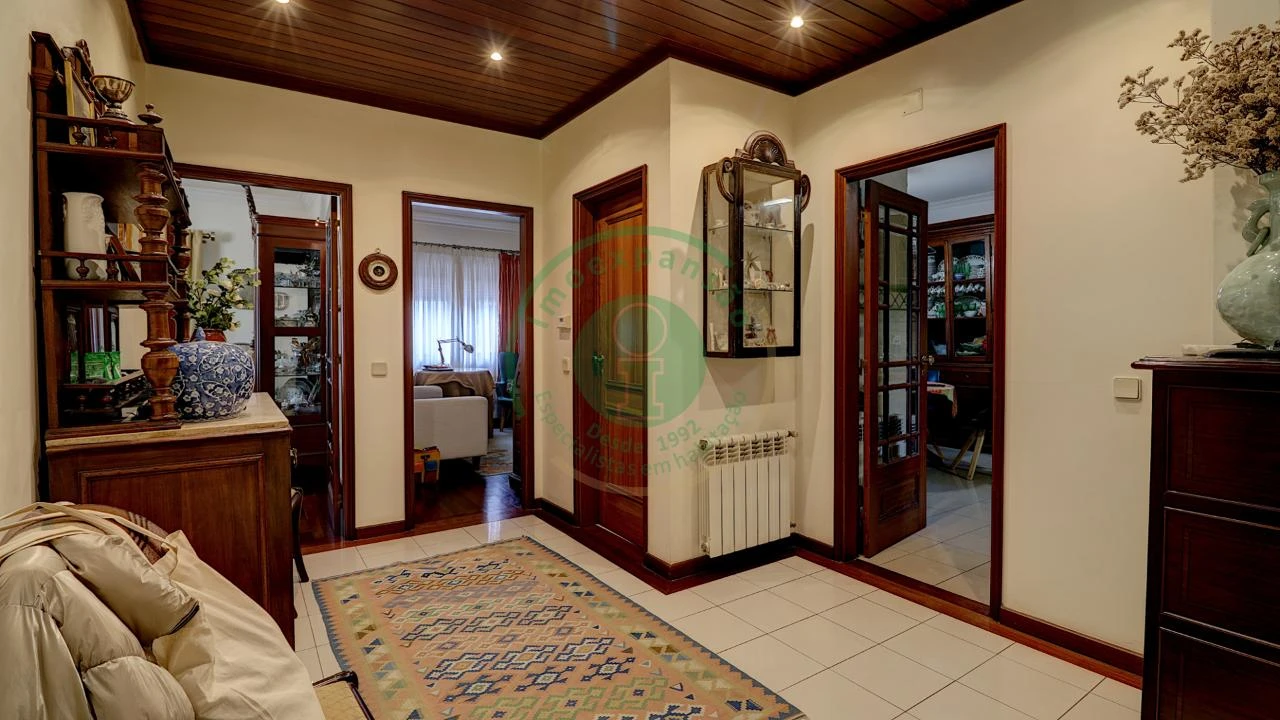 Moradia T6 para Venda em Buarcos Foto 15